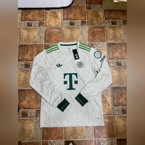 Adidas Originals Bayern Munich 2025/26 Long Sleeve Oktoberfest Jersey Size M
